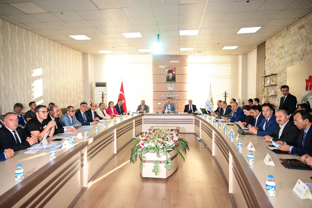 BAKAN KURUM İLK ZİYARETİNİ MALATYA’YA GERÇEKLEŞTİRDİ