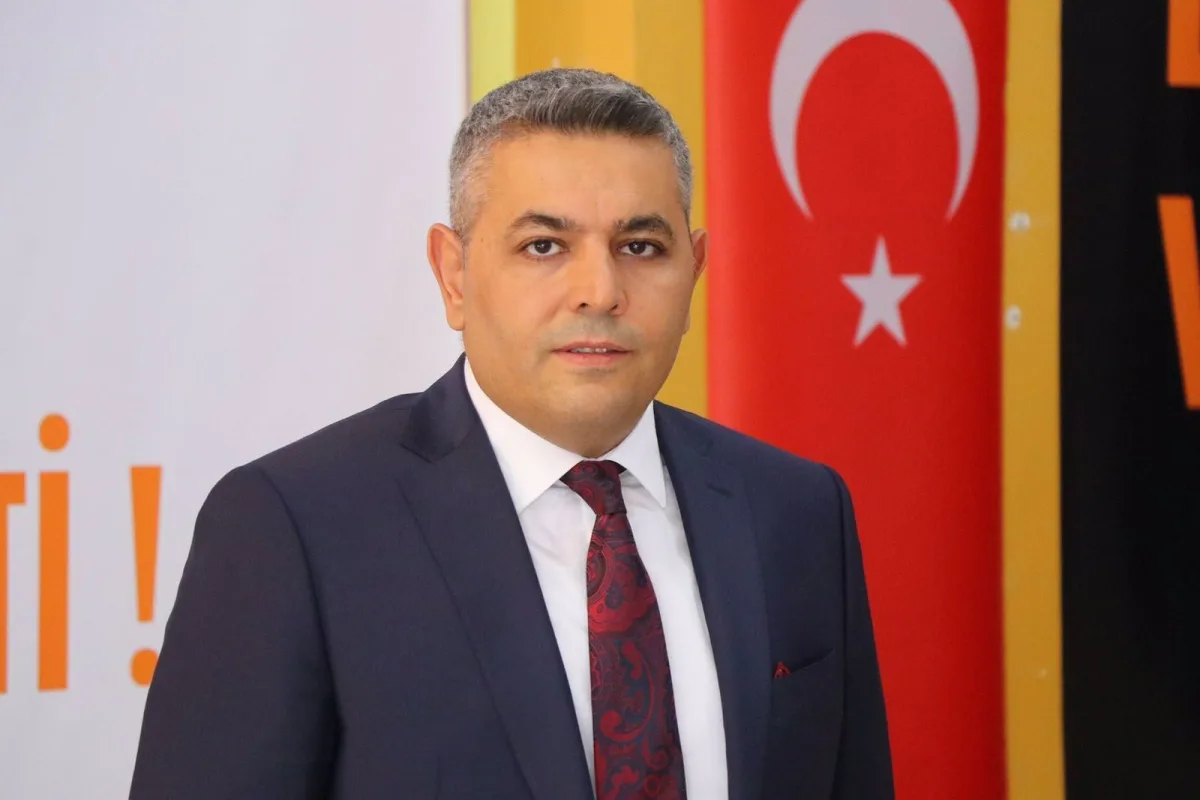 Sadıkoğlu: “Asil milletimize kimsenin gücü yetmez”