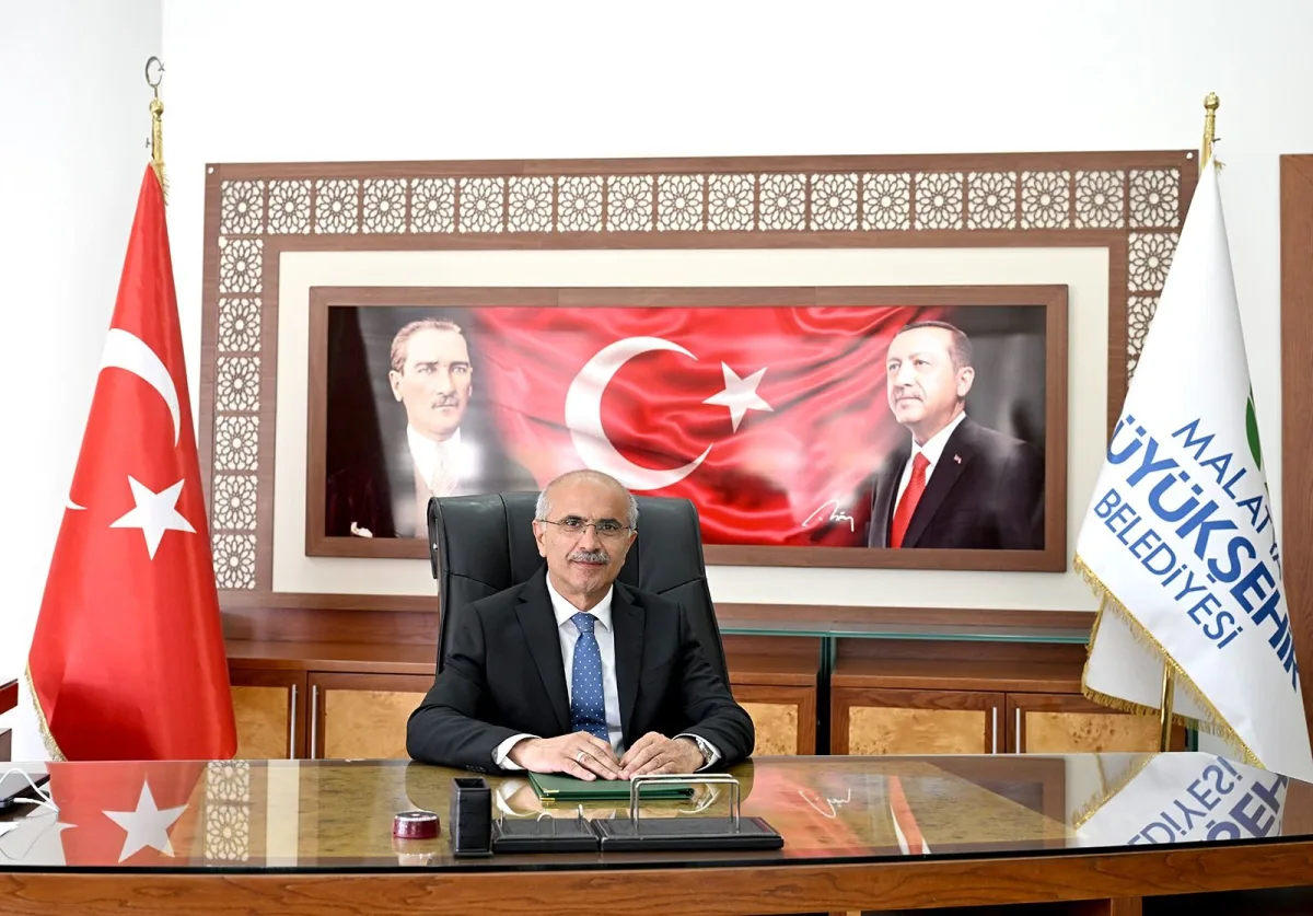 24 Temmuz Gazeteciler ve Basın Bayramı nedeniyle bir mesaj yayınlayan Başkan Er,  MEDYAMIZIN VE GAZETECİLERİMİZİN BASIN BAYRAMINI KUTLARIM