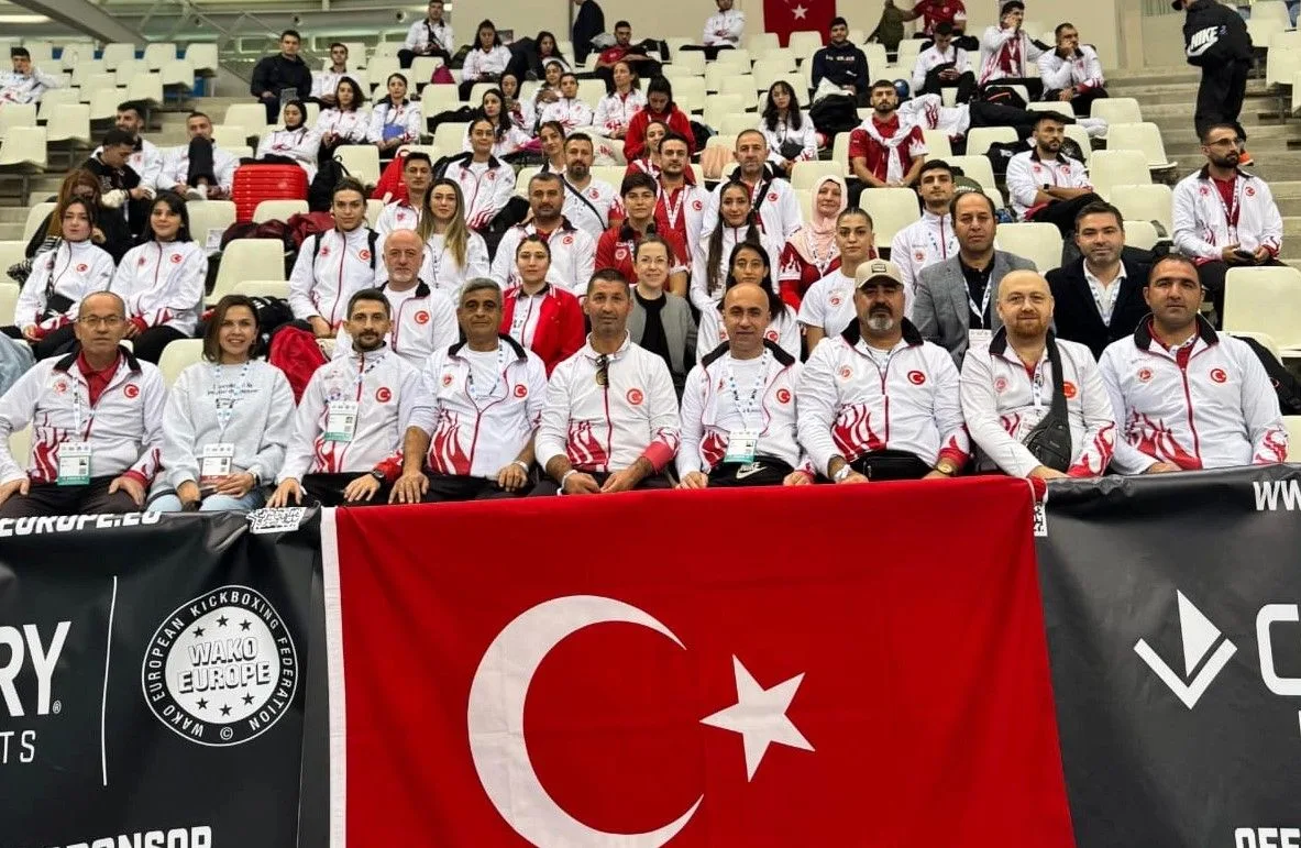 Kick Boks Milli Takımı, Avrupa Şampiyonası İçin Yunanistan'a Gitti