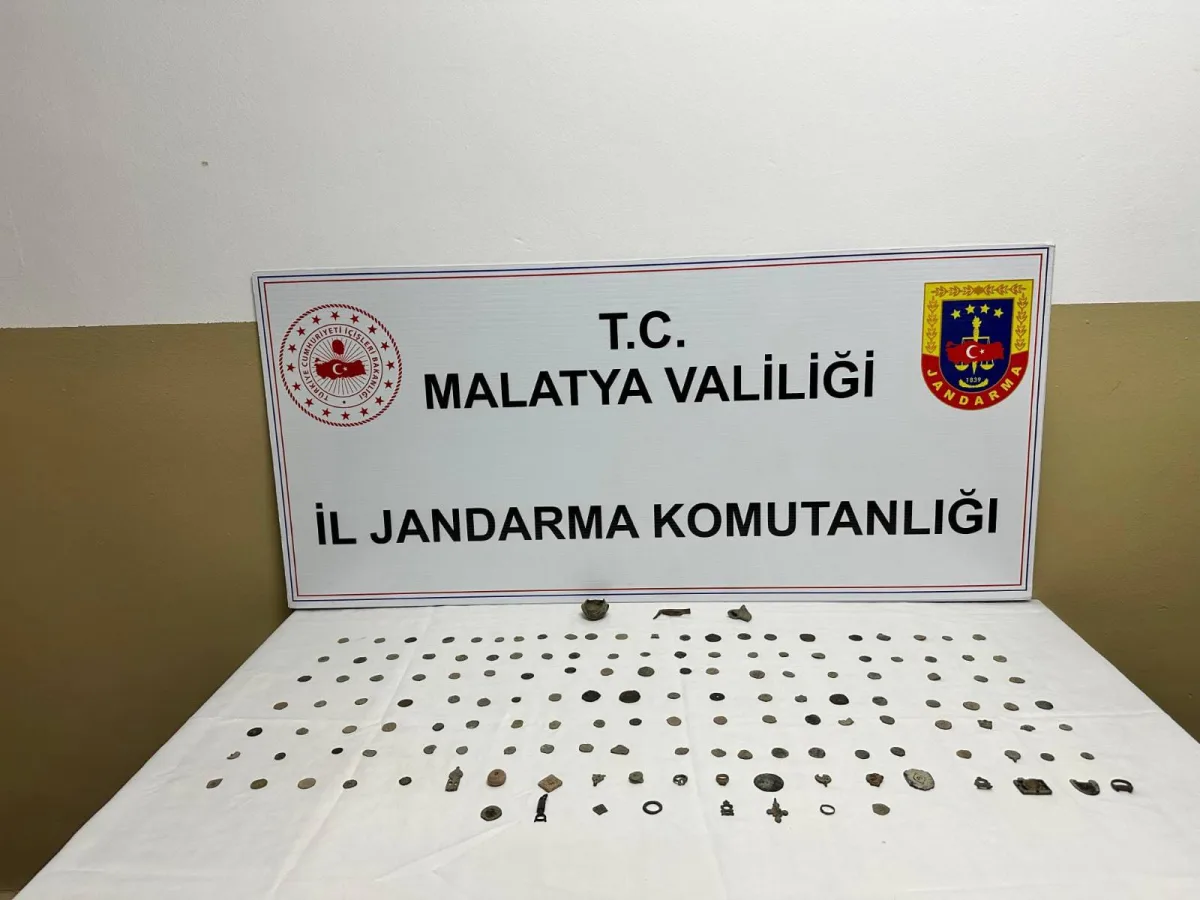 İl Jandarma Komutanlığı'ndan Tarihi Eser Operasyonu