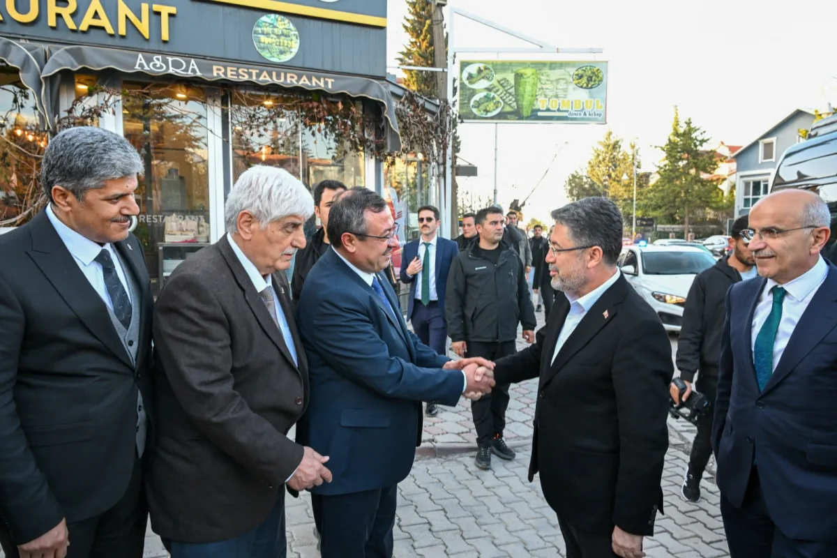 Tarım ve Orman Bakanı İbrahim Yumaklı, İl Başkanı Ali Bakan’ı Ziyaret Etti