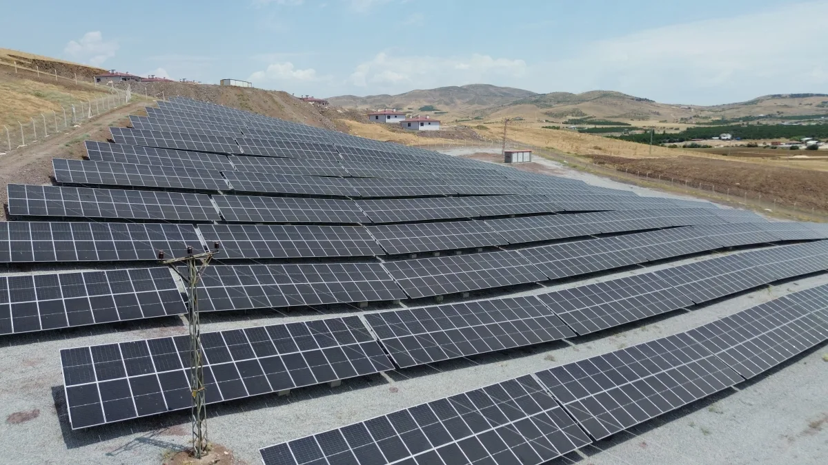BATTALGAZİ BELEDİYESİ'NDEN ÇEVRECİ VE EKONOMİK ENERJİ HAMLESİ