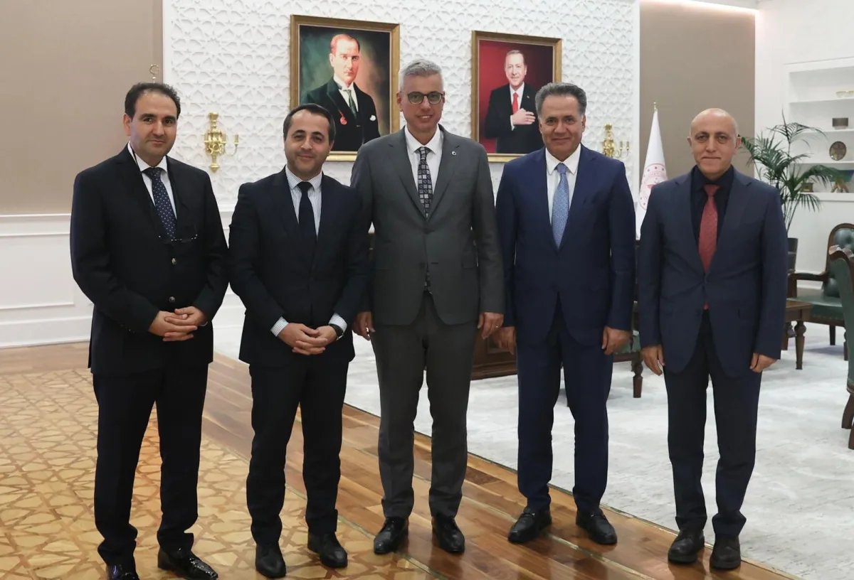 Malatya Sağlığına Destek: Turgut Özal Tıp Merkezi'ne Yeni Cihaz ve Personel Müjdesi!