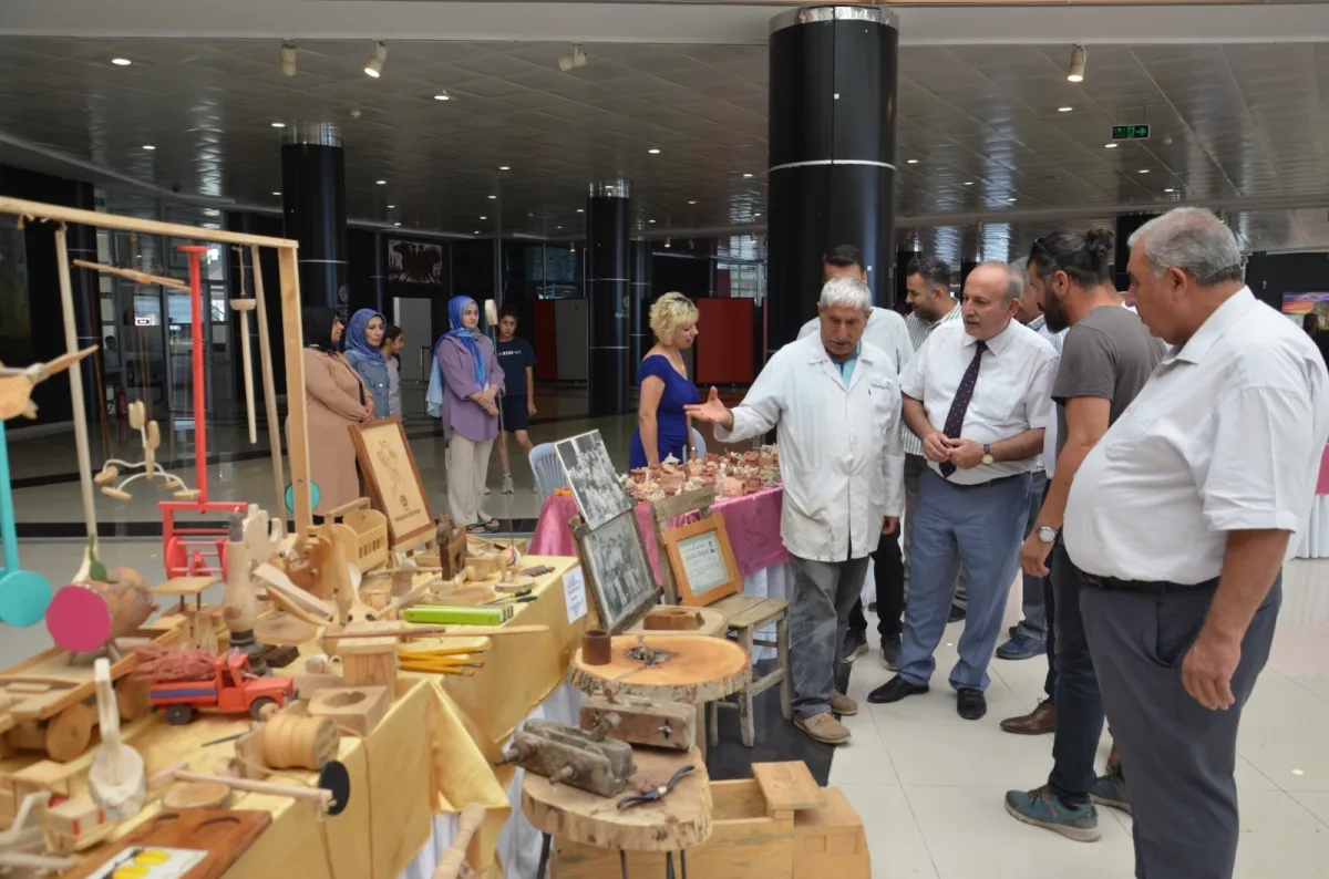 “SANATIN İZİNDE” SANAT MERKEZİ’NDE