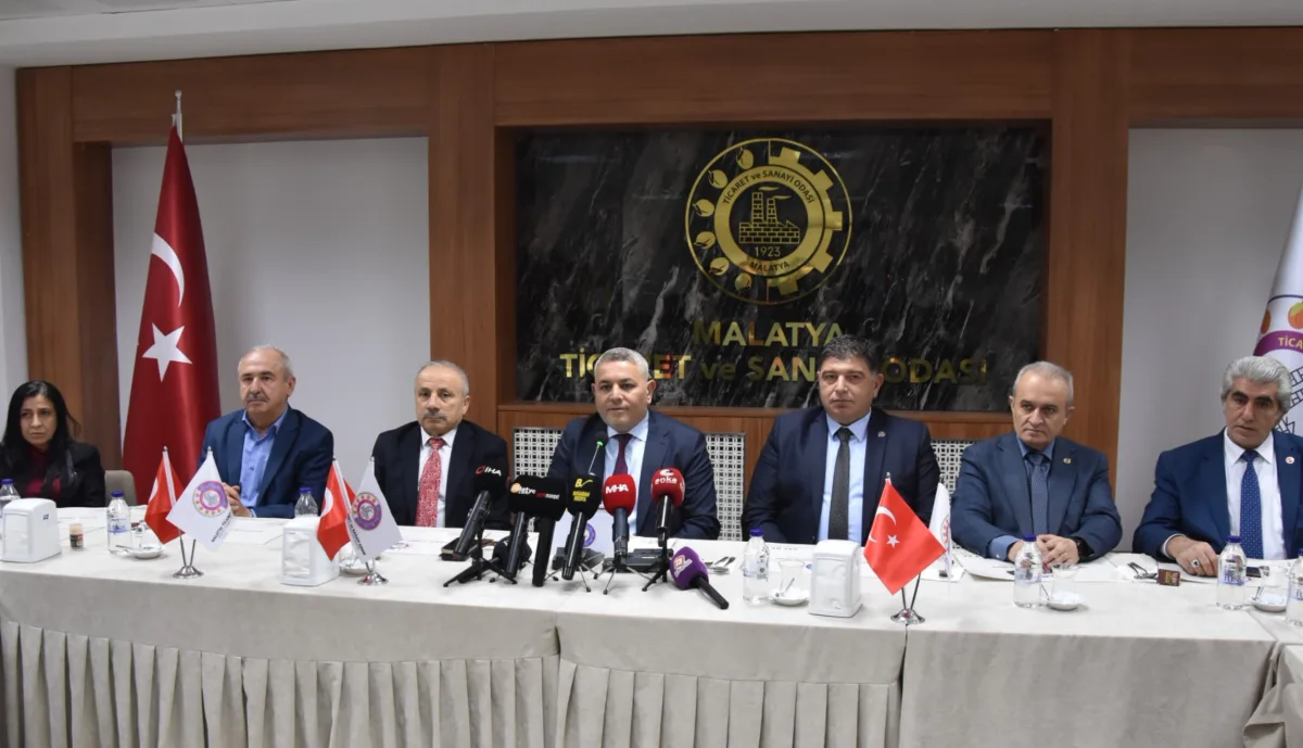 “Sadıkoğlu’ndan Net Mesaj: Bu Şehir Kişisel Hesaplara Teslim Edilemez”