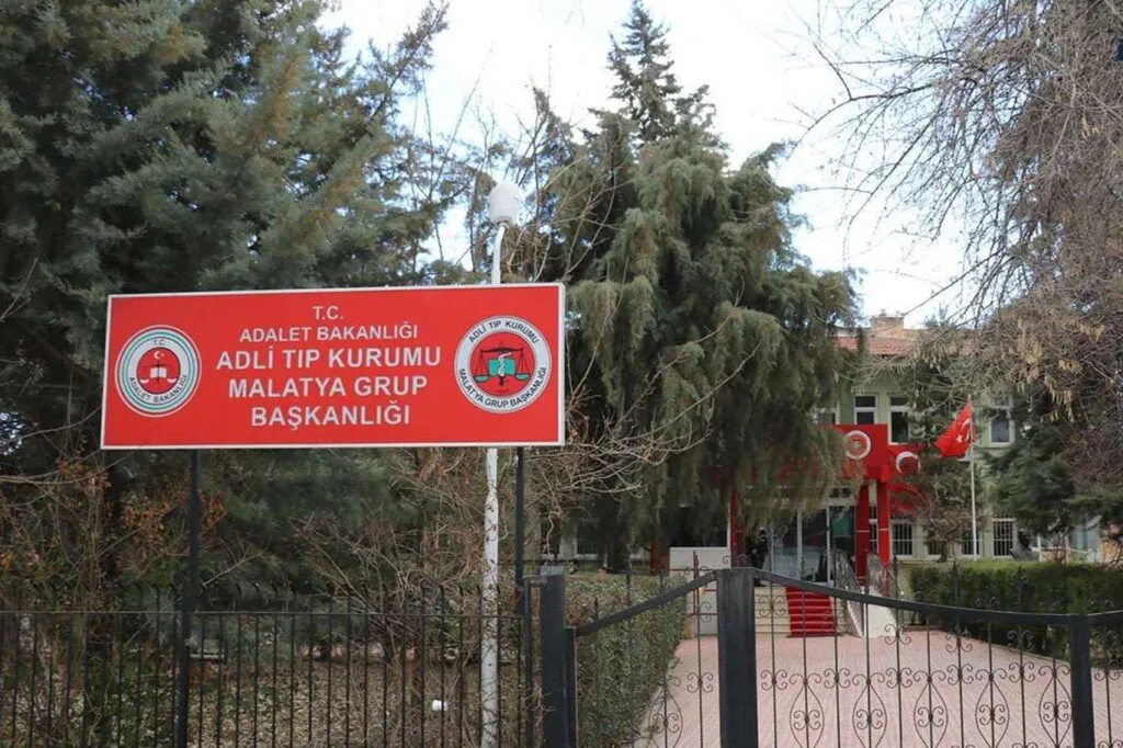 Malatya’da Oğlunun Bıçakladığı 54 Yaşındaki Baba Hayatını Kaybetti