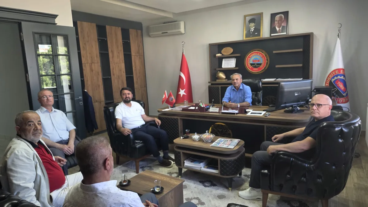 ANAHTAR PARTİ MALATYA TEŞKİLATINDAN EMEKLİLER DERNEĞİ’NE ZİYARET
