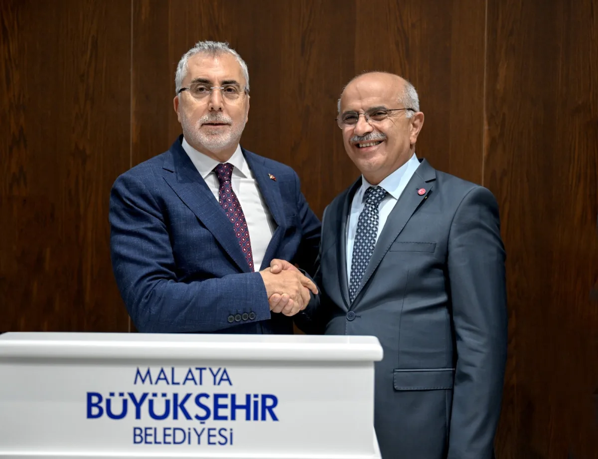 BAKAN IŞIKHAN'DAN BÜYÜKŞEHİR BELEDİYESİ’NE ZİYARET