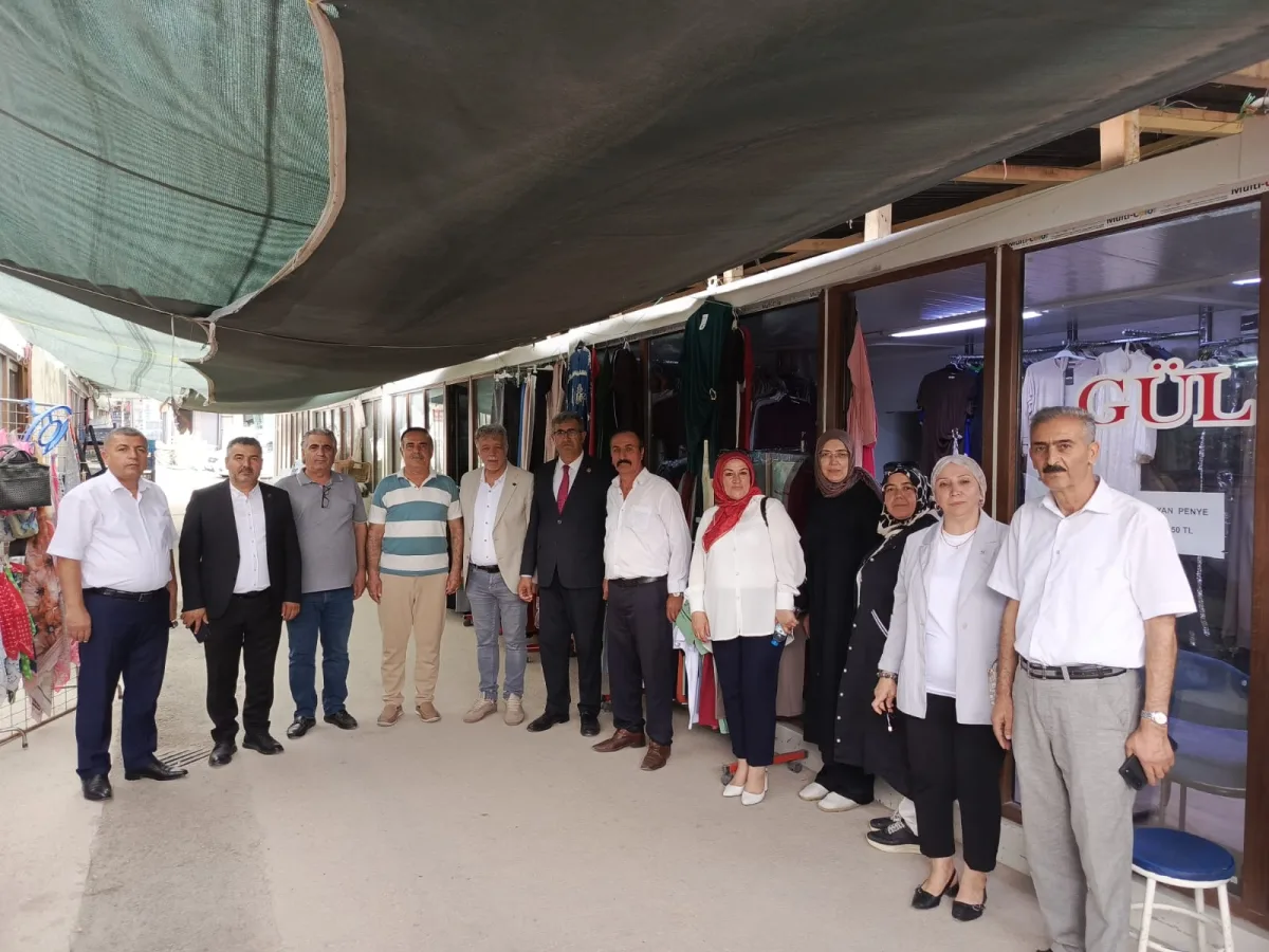 BBP DARENDE’DE ESNAF VE VATANDAŞIN TALEPLERİNİ DİNLEDİ