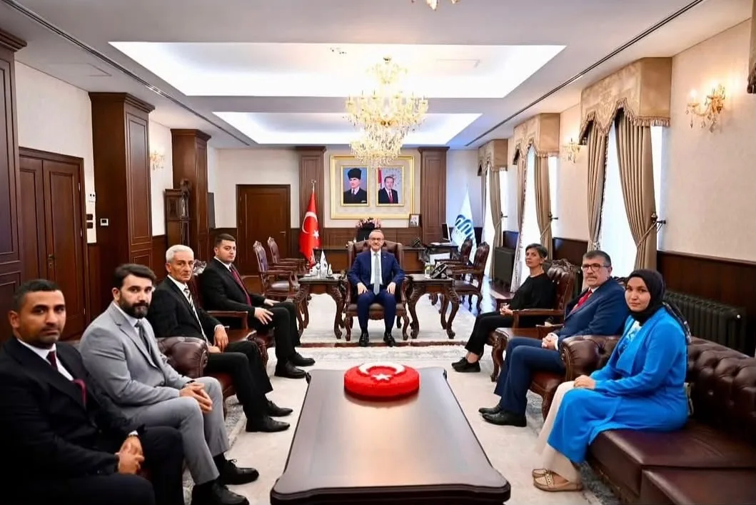 CHP MALATYA İL BAŞKANLIĞI’NDAN VALİ SEDDAR YAVUZ’A İLK RESMİ ZİYARET