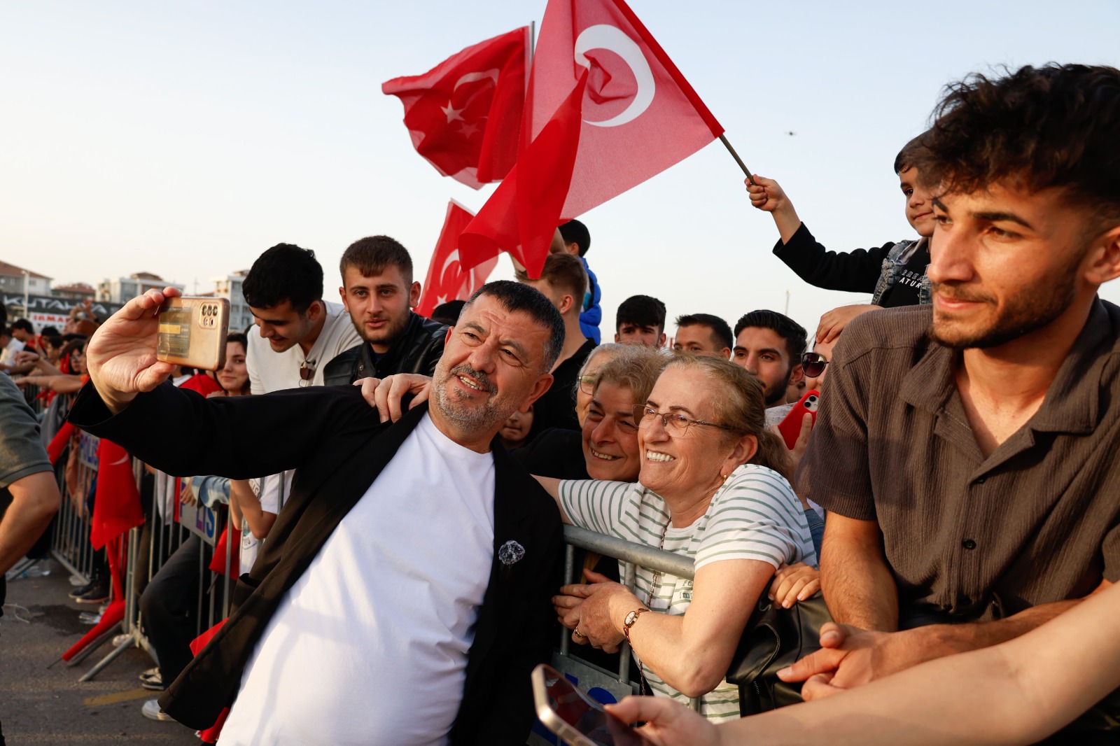 Ağbaba’dan 19 Mayıs Mesajı