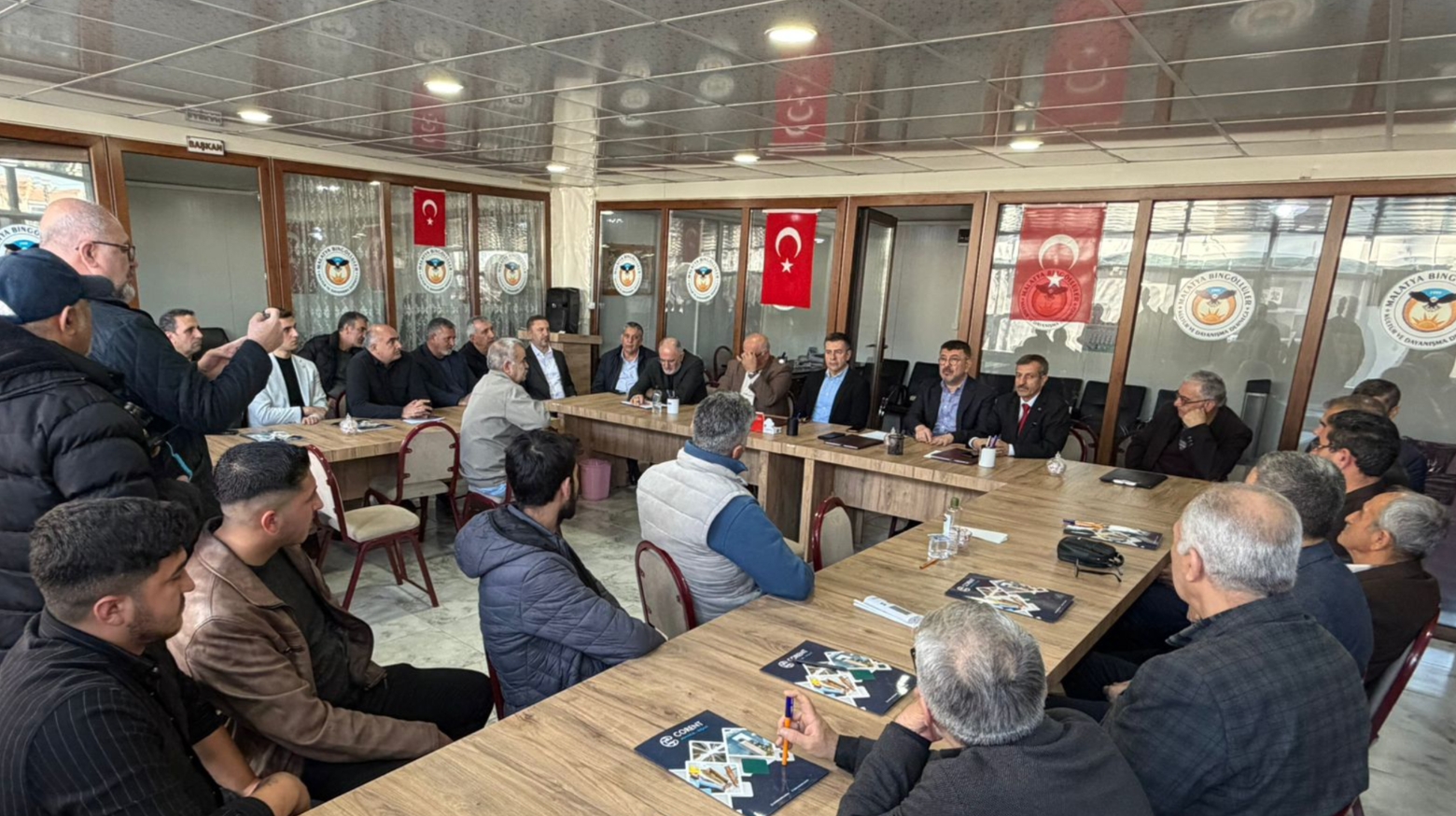 Ağbaba; "Ülkenin en büyük gündeminin yoksulluk"