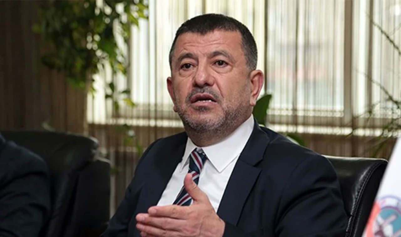 AĞBABA; “YEŞİLYURTSPORUMUZ SİYASET ÜSTÜDÜR VE MALATYA’MIZIN GÖZBEBEĞİDİR”