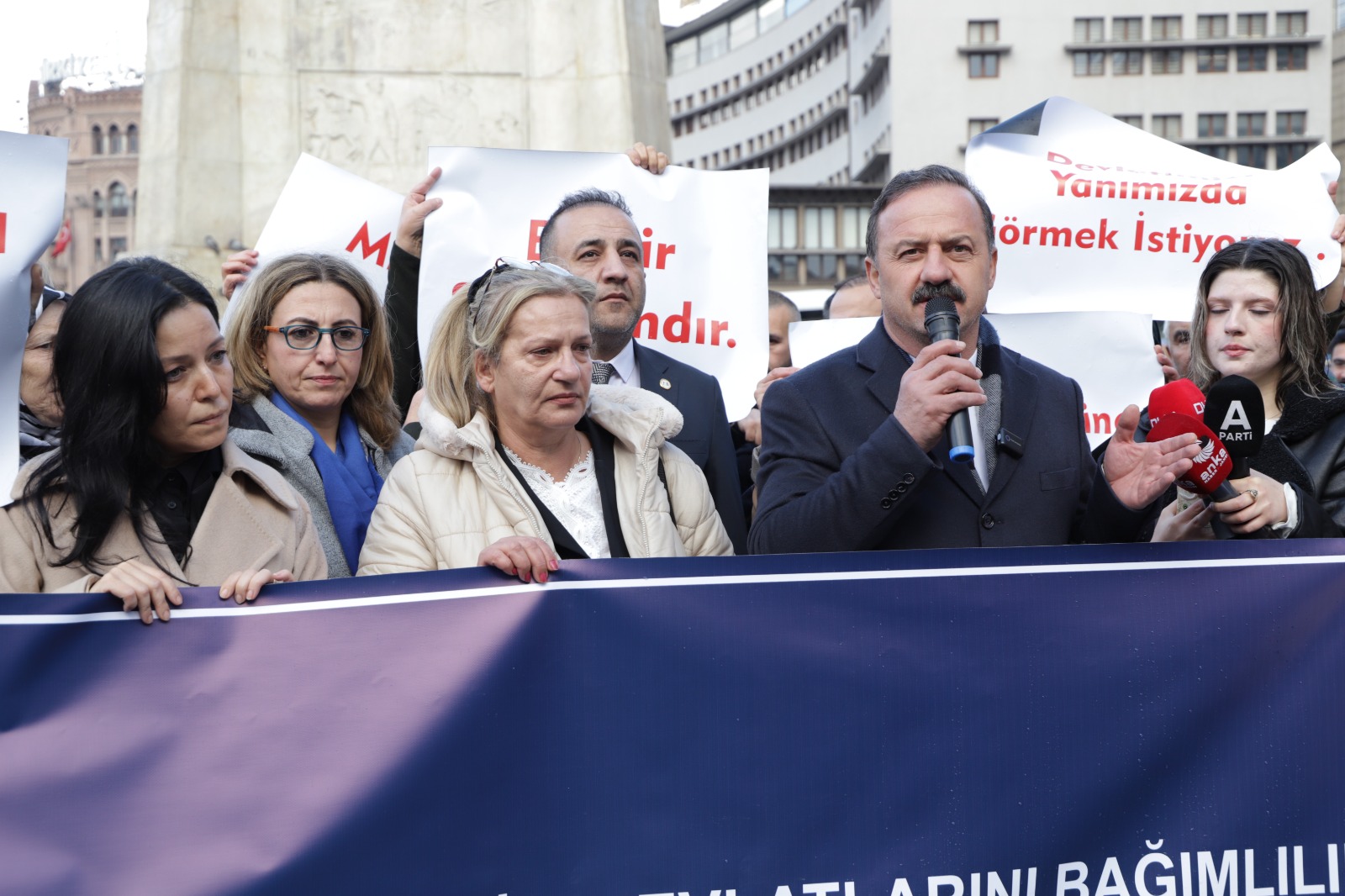 AĞIRALİOĞLU: EVLATLARINI MADDE BAĞIMLILIĞINDAN KURTARAMAYAN BİR MİLLETİN GELECEĞİ OLMAZ!