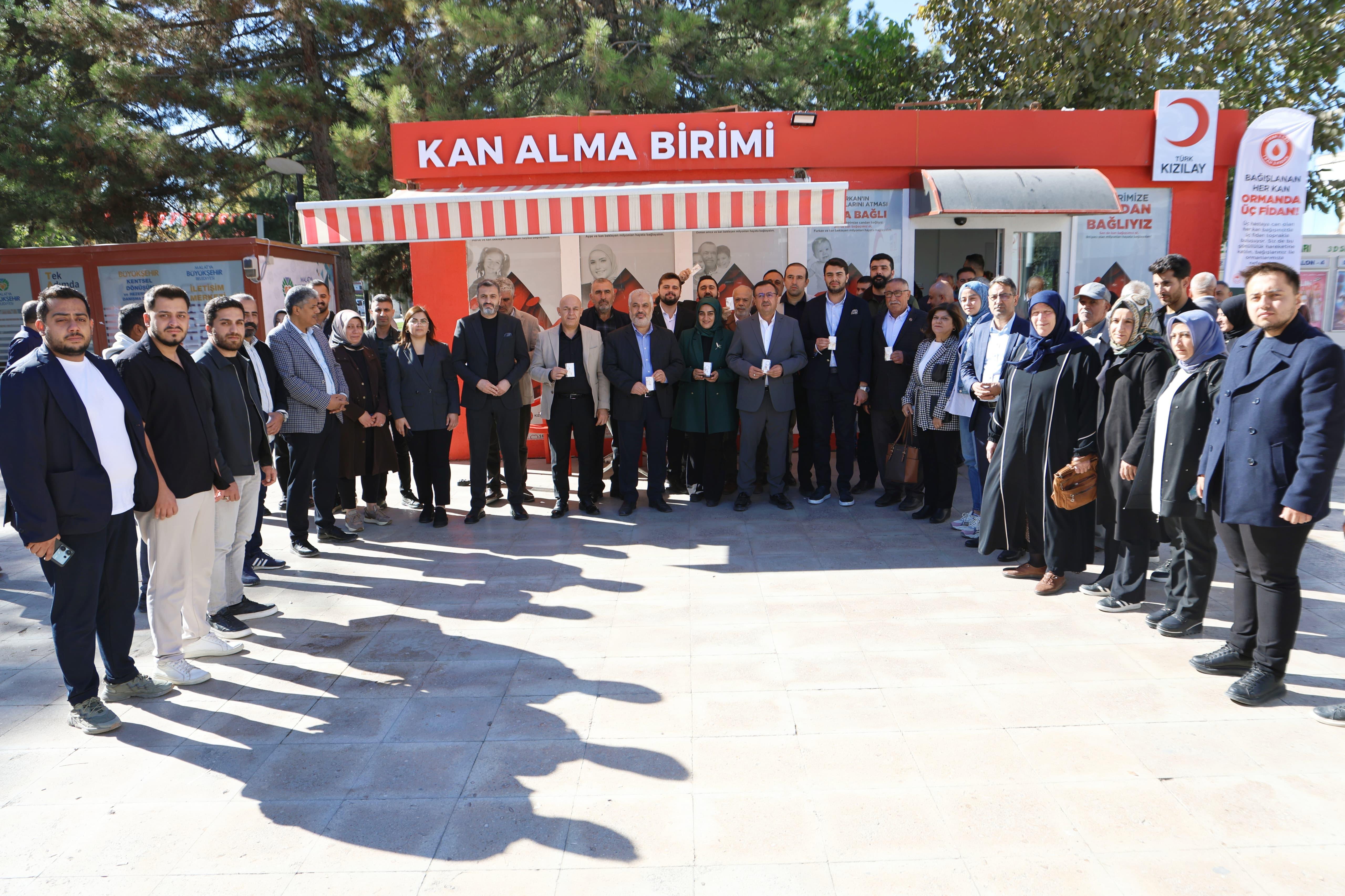AK Parti Malatya Teşkilatından Kızılay Haftası’nda Kan Bağışı Kampanyası