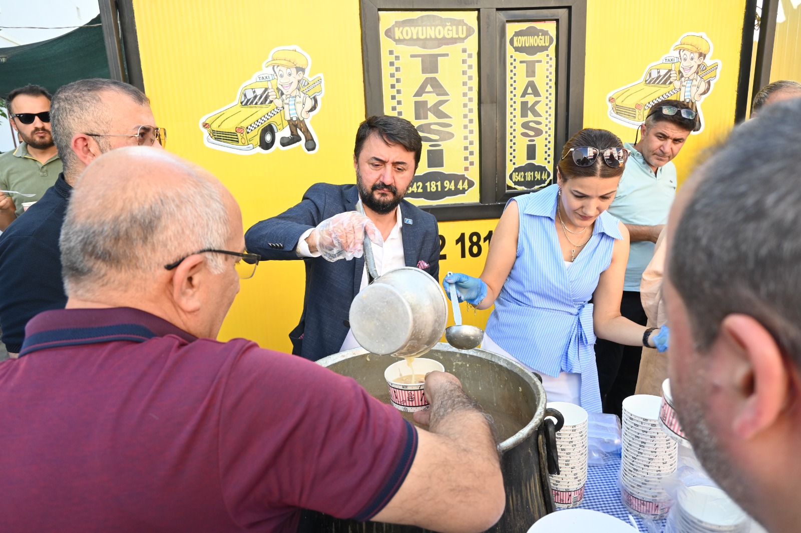 Anahtar Parti Malatya'dan Aşure Etkinliği