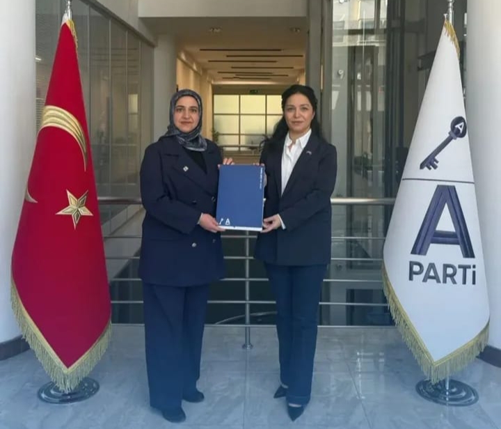 ANAHTAR PARTİ MALATYA KADIN KOLLARINA ÖZLEM YAVAŞ ATANDI