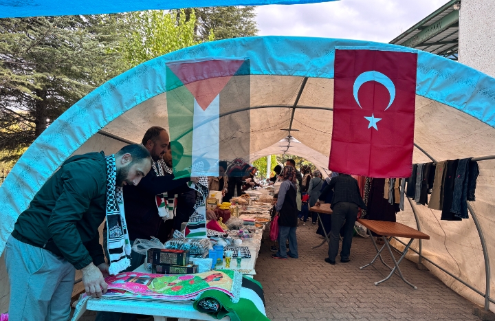 ARAPGİR’DE “FİLİSTİN HAYIR ÇARŞISI VE KERMES” AÇILDI