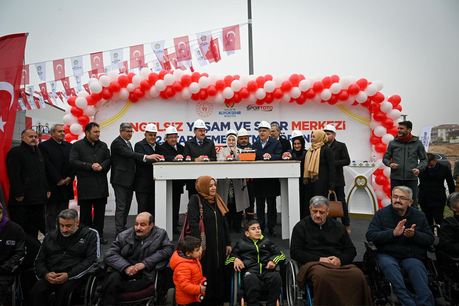 BAŞKAN ER “HEDEFİMİZ ENGELSİZ BİR ŞEHİR OLUŞTURMAK”