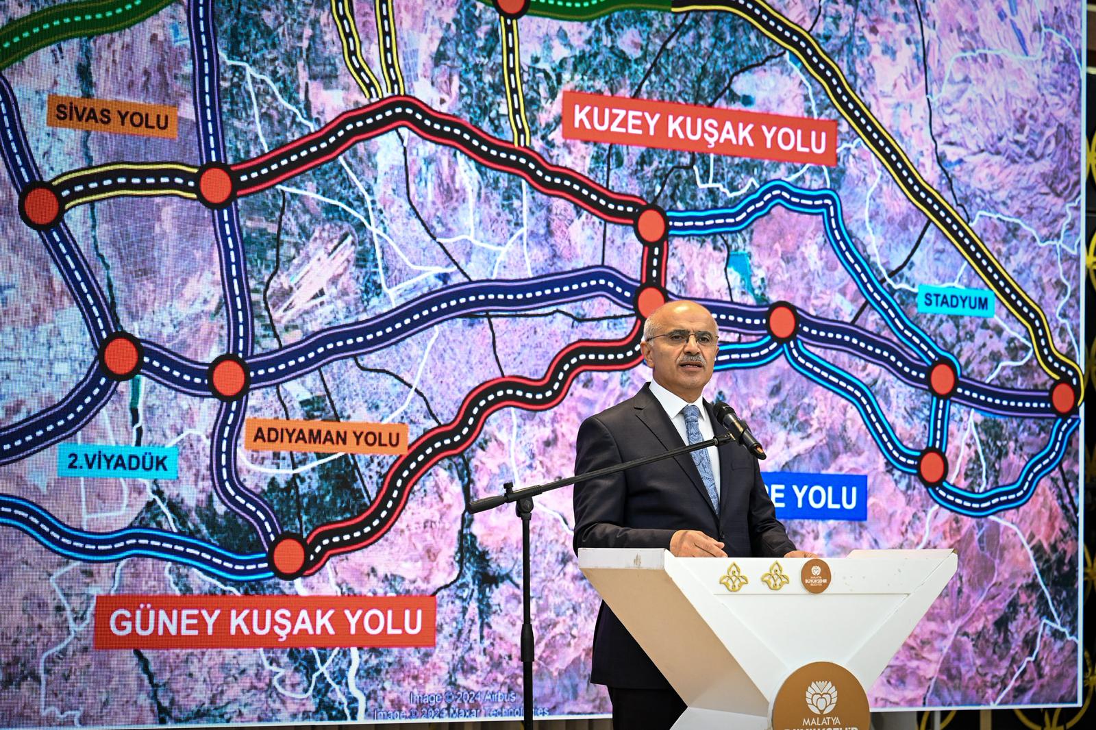 BAŞKAN ER: "MALATYA'MIZ HIZLI BİR ŞEKİLDE AYAĞA KALKIYOR"