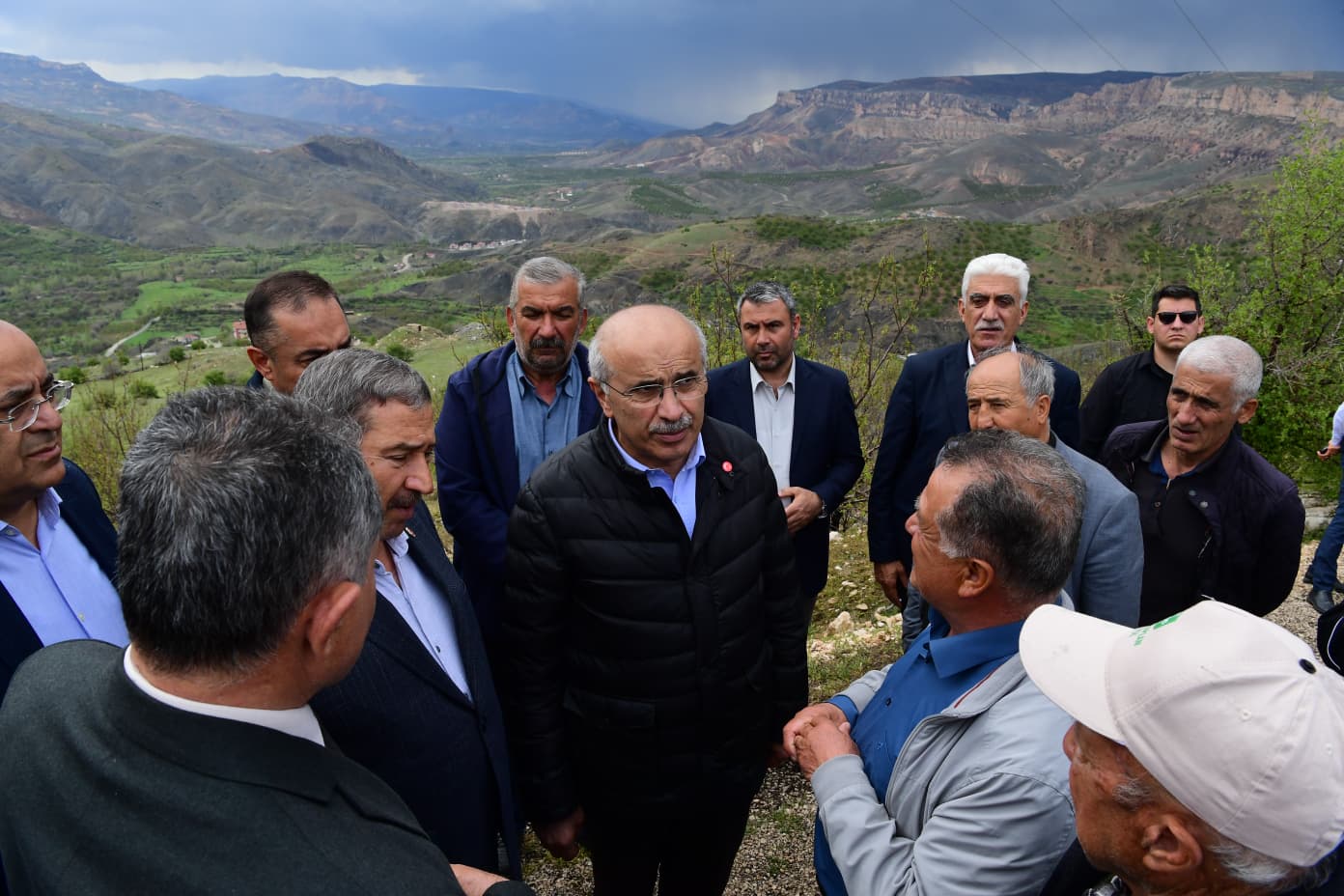 Başkan Er:"ORTAYA ÇIKAN HASAR RAPORLANIP İLGİLİ MERCİLERE SUNULACAK"