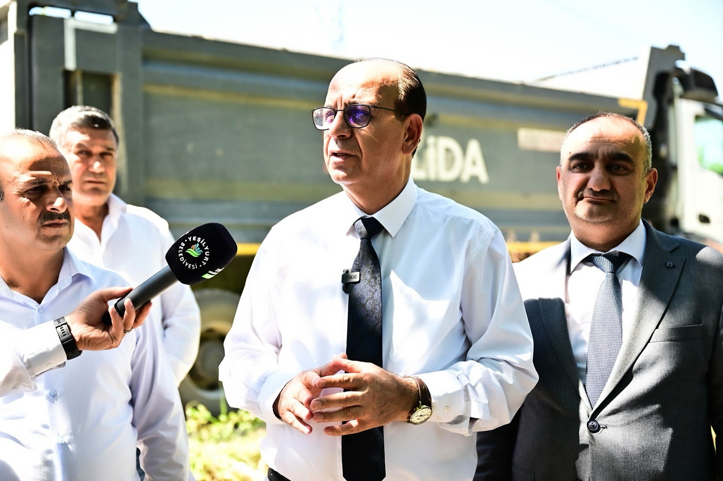 BAŞKAN GEÇİT, “EKİPLERİMİZ KIRSAL MAHALLELERDE 7/24 ÇALIŞIYOR”