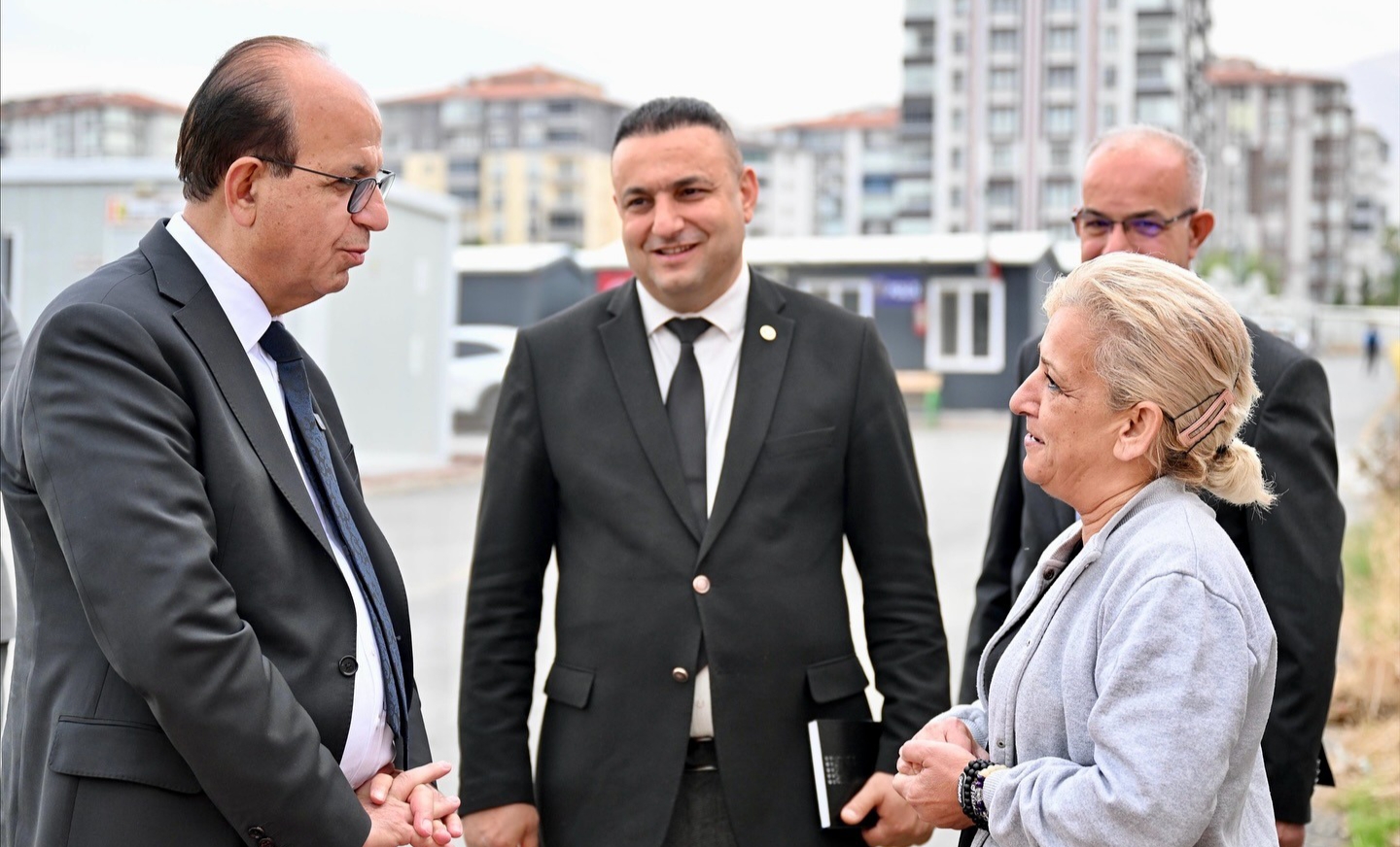 BAŞKAN GEÇİT, ESNAFIN GÖRÜŞ VE TALEPLERİNİ YERİNDE DEĞERLENDİRDİ