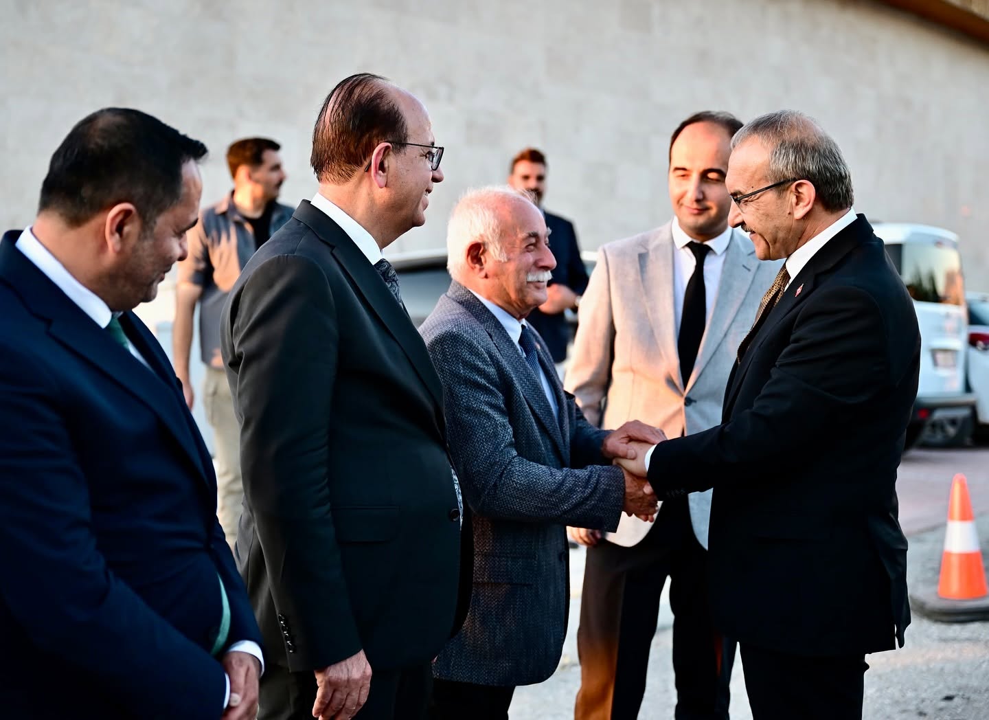 Başkan Geçit:“MUHARREM AYI, SADECE MATEM DEĞİL AYNI ZAMANDA BİRLİK, BERABERLİK VE KARDEŞLİK AYIDIR”
