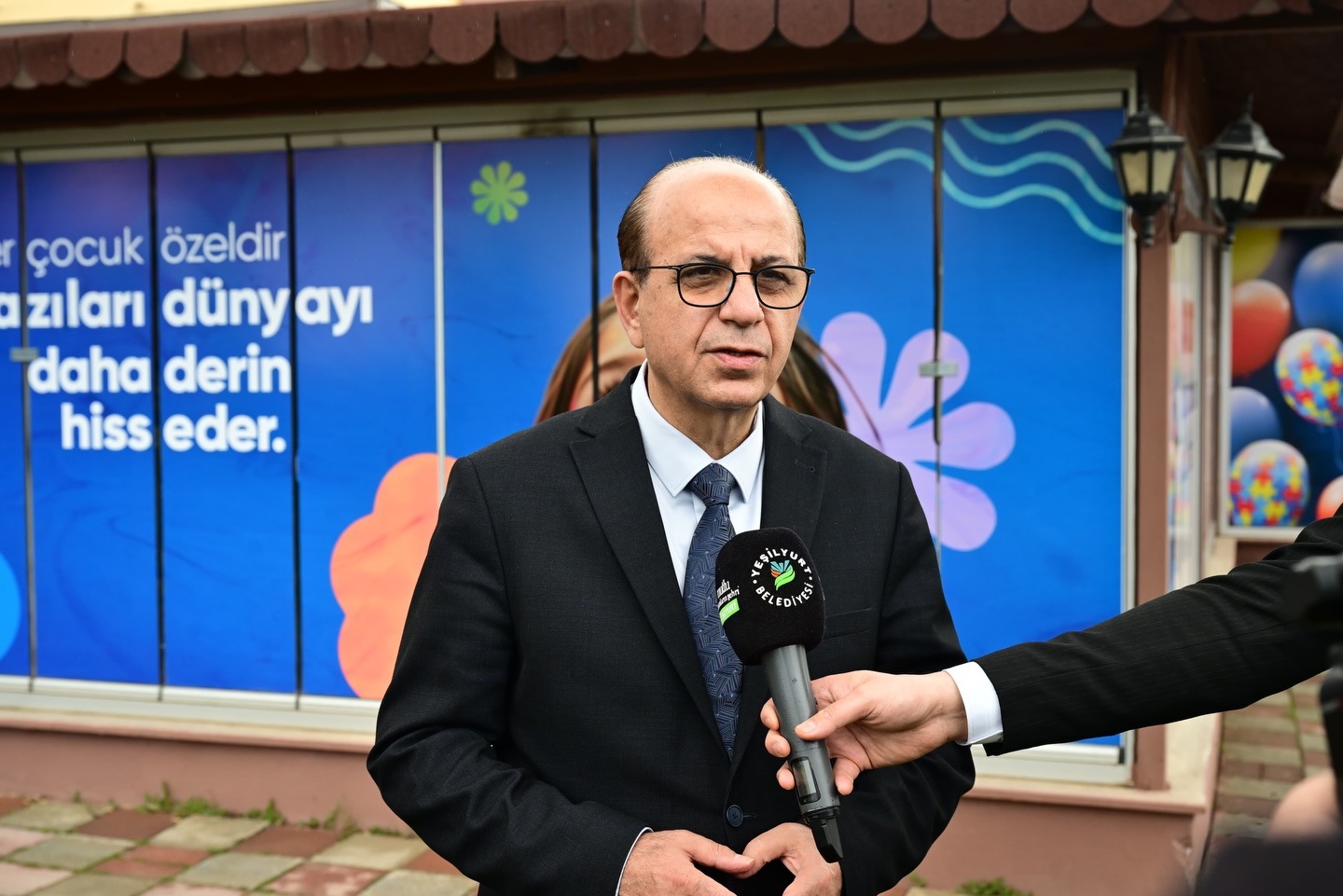 BAŞKAN GEÇİT, “OTİZM YAŞAM MERKEZİMİZİ NİSAN AYINDA HİZMETE SUNACAĞIZ”