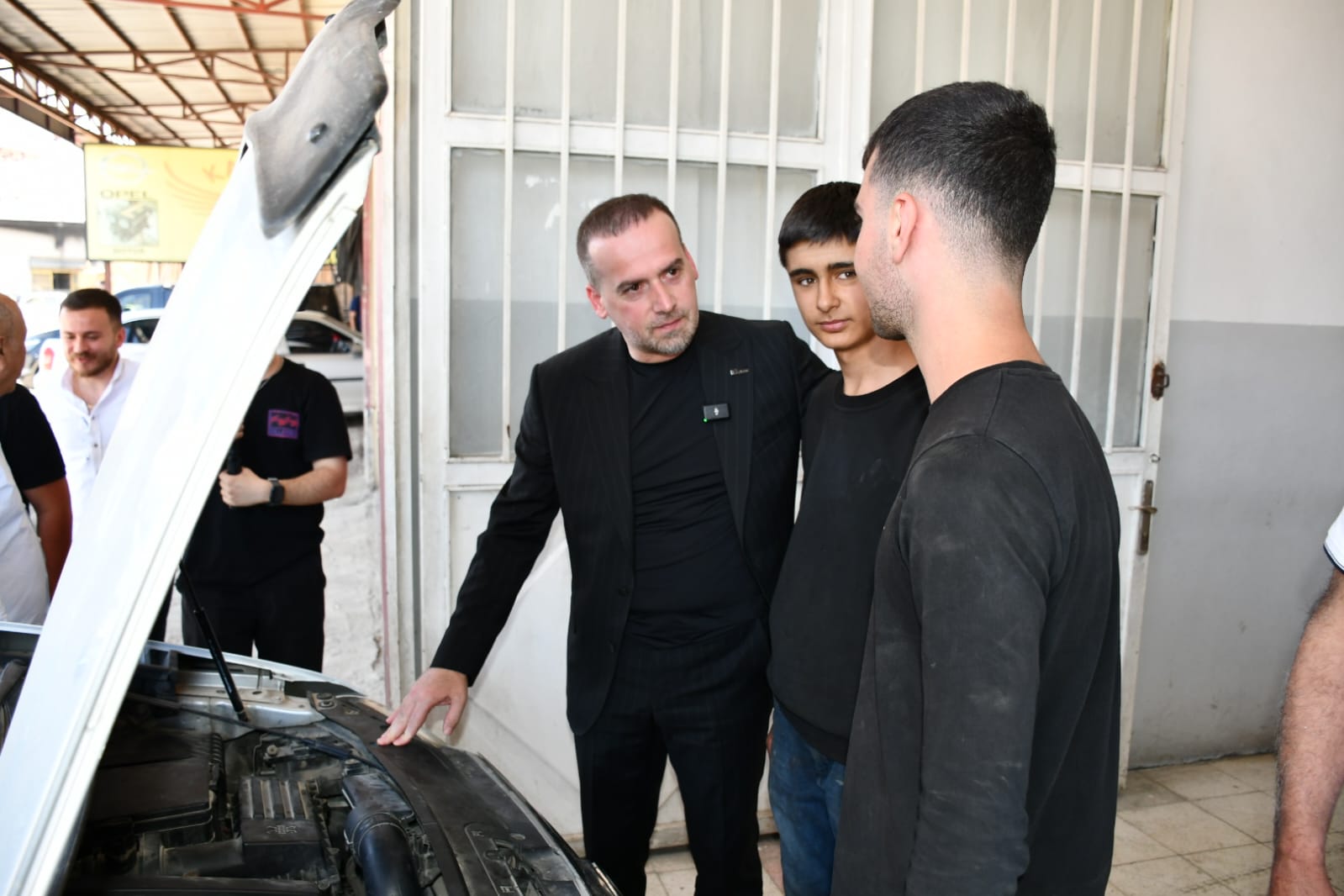 BAŞKAN KARADEMİR:"SANAYİ ESNAFI BELİRSİZLİKLERİN BİTMESİNİ İSTİYOR."