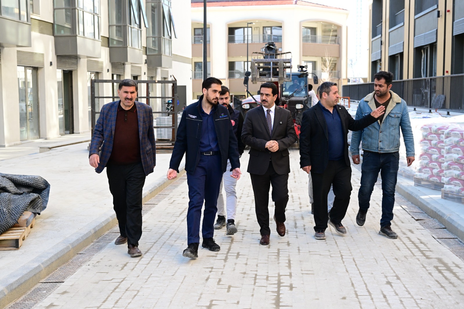 BAŞKAN TAŞKIN: “AKPINAR ÇARŞISI HAFTA BAŞINA KADAR AÇILIYOR”