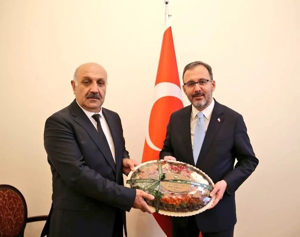 Başkan Zelyurt Ankara’da Bir Dizi Ziyaretlerde Bulundu