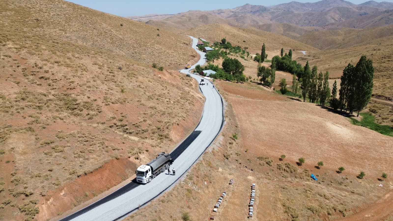 BATTALGAZİ BELEDİYESİ’NDEN 5 KİLOMETRELİK ASFALT ÇALIŞMASI