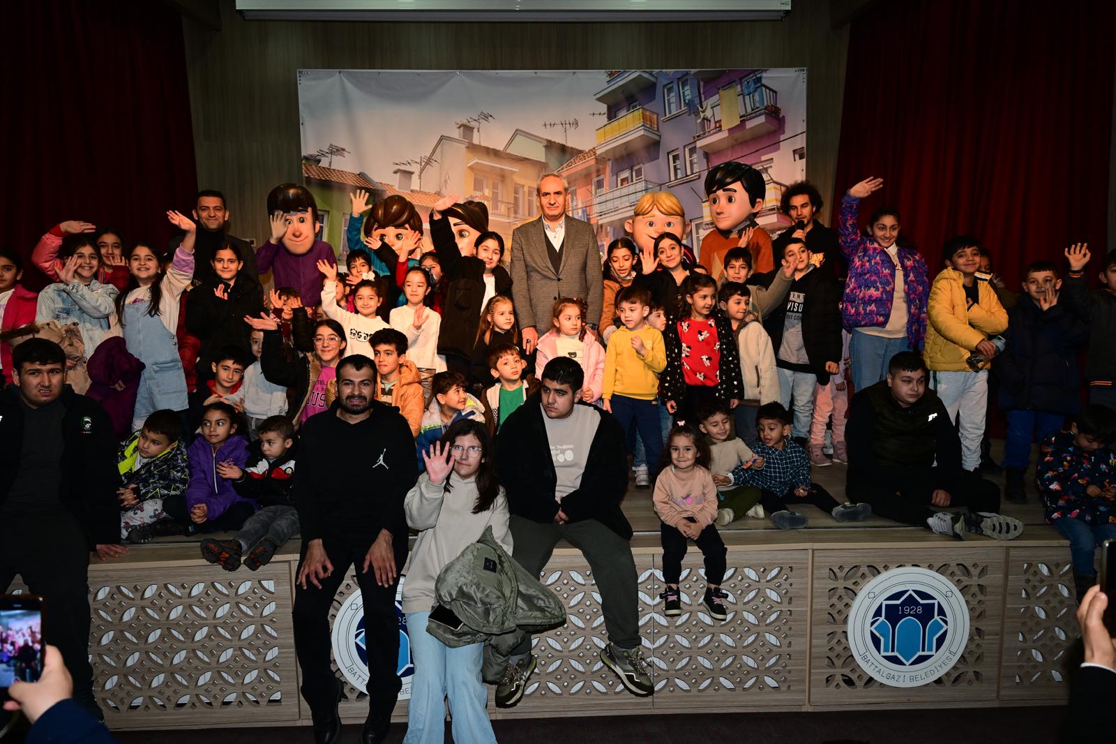 Battalgazili Çocuklar Ara Tatilde Rafadan Tayfa Ekibiyle Unutulmaz Anlar Yaşadı