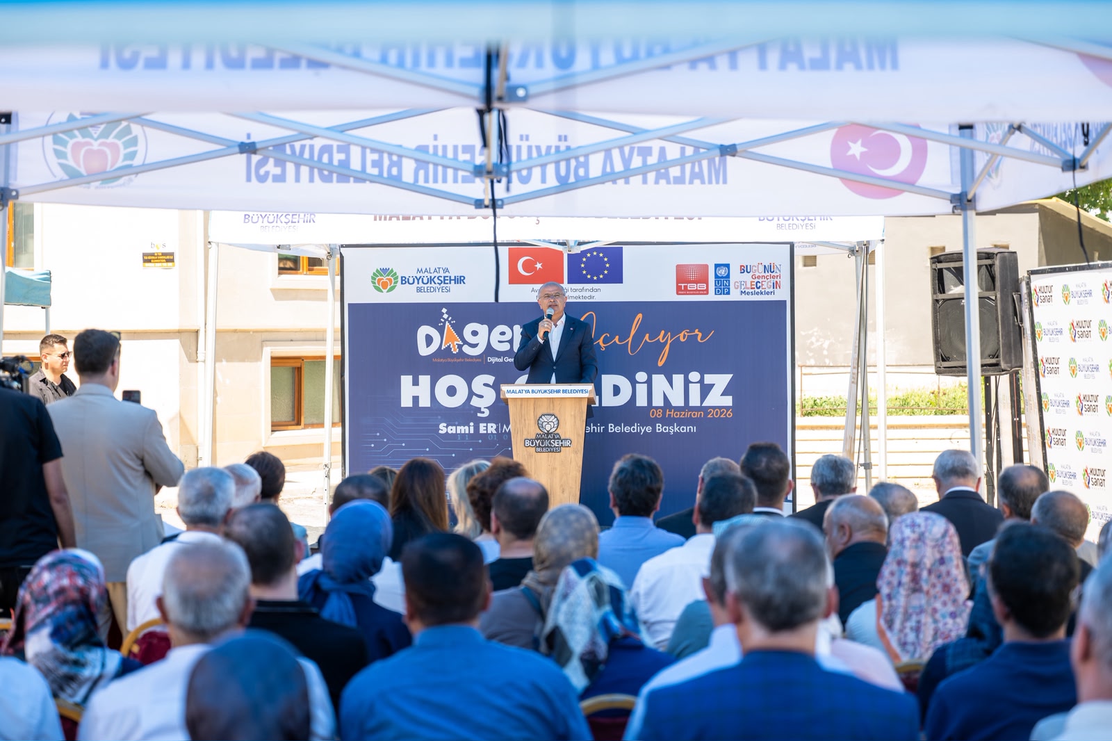 BÜYÜKŞEHİRDEN GENÇLERE DİJİTAL KARİYER HAMLESİ
