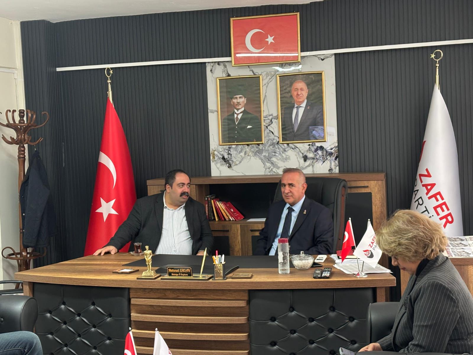 CHP’den Zafer Partisi’ne Ziyaret