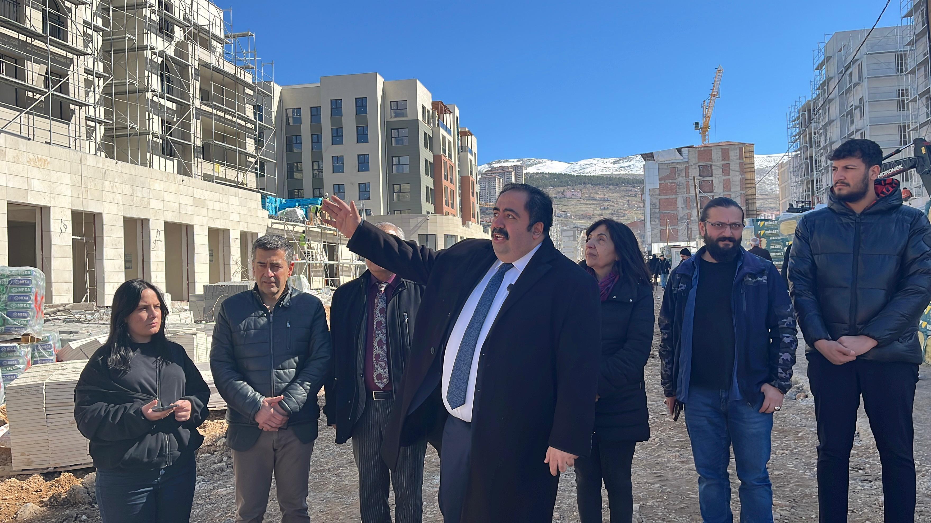 CHP’li Yıldız: “Çarşıdaki Dükkânlar Ticaret Yapmaya Elverişli Değil”