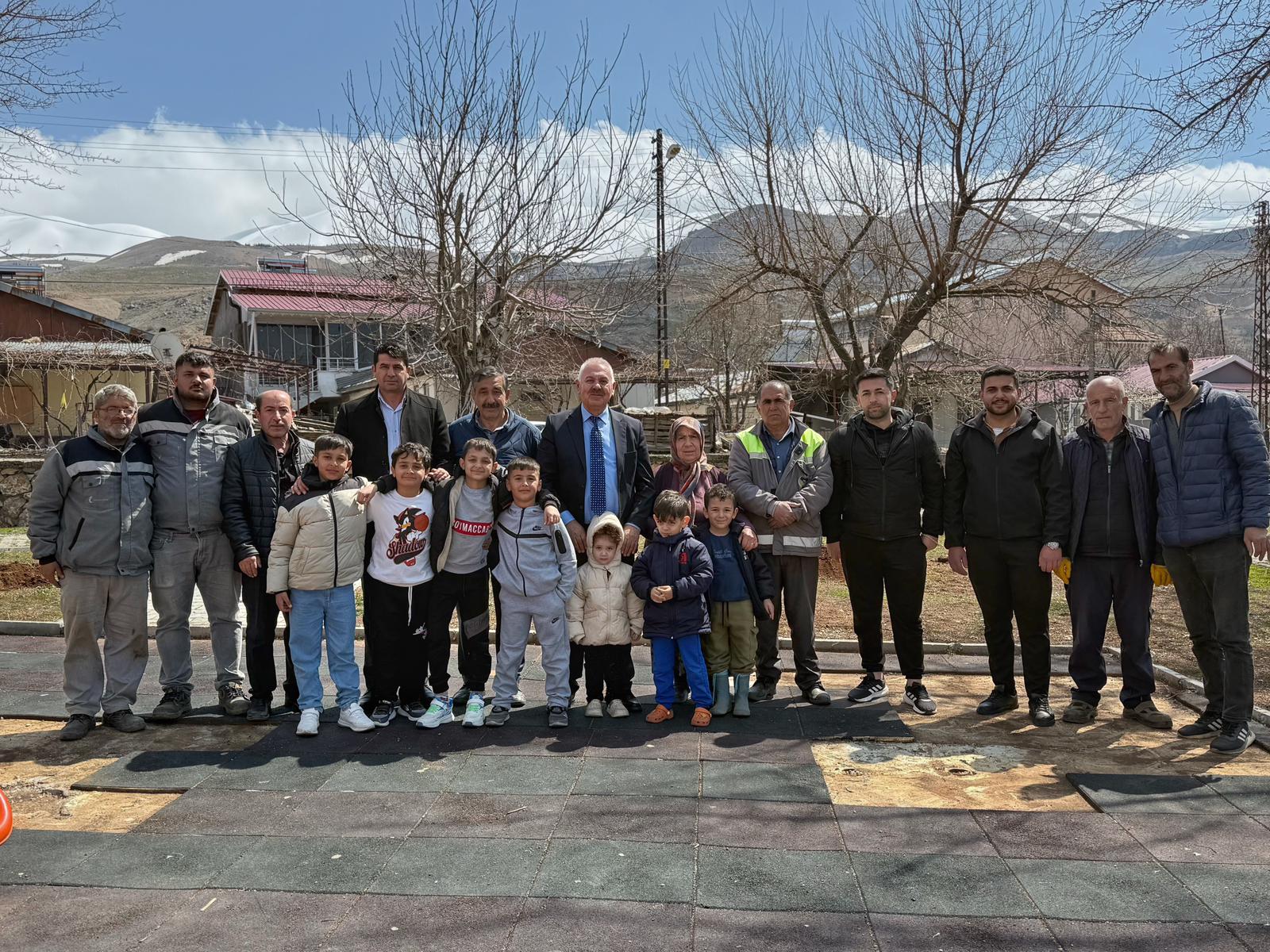 Doğanşehir’de Çocukların Yüzü Gülüyor: Başkan Bayram’dan Mahallelere Park Müjdesi