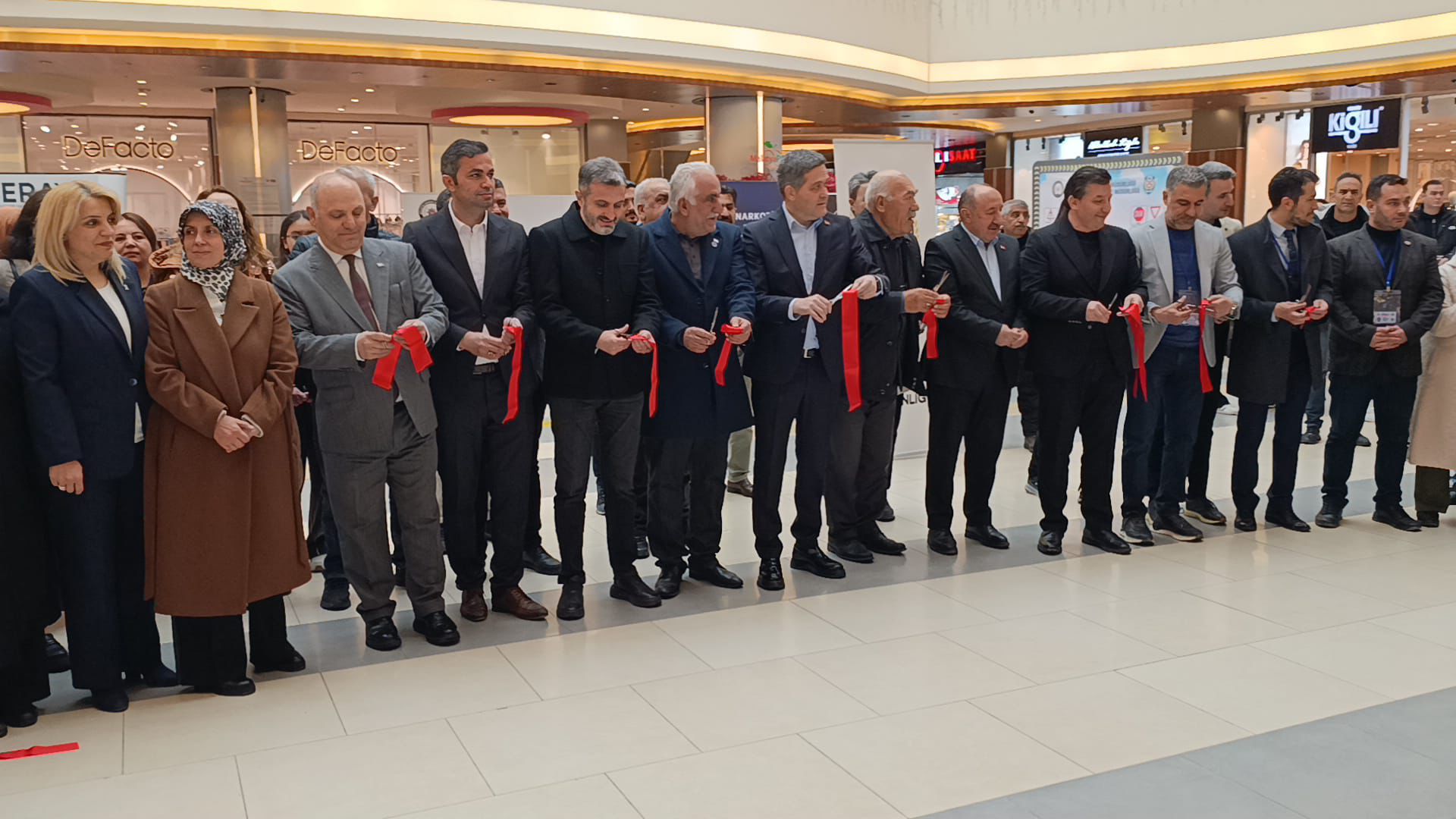 EMŞAV’dan Polis Haftası’na Özel Anlamlı Kermes