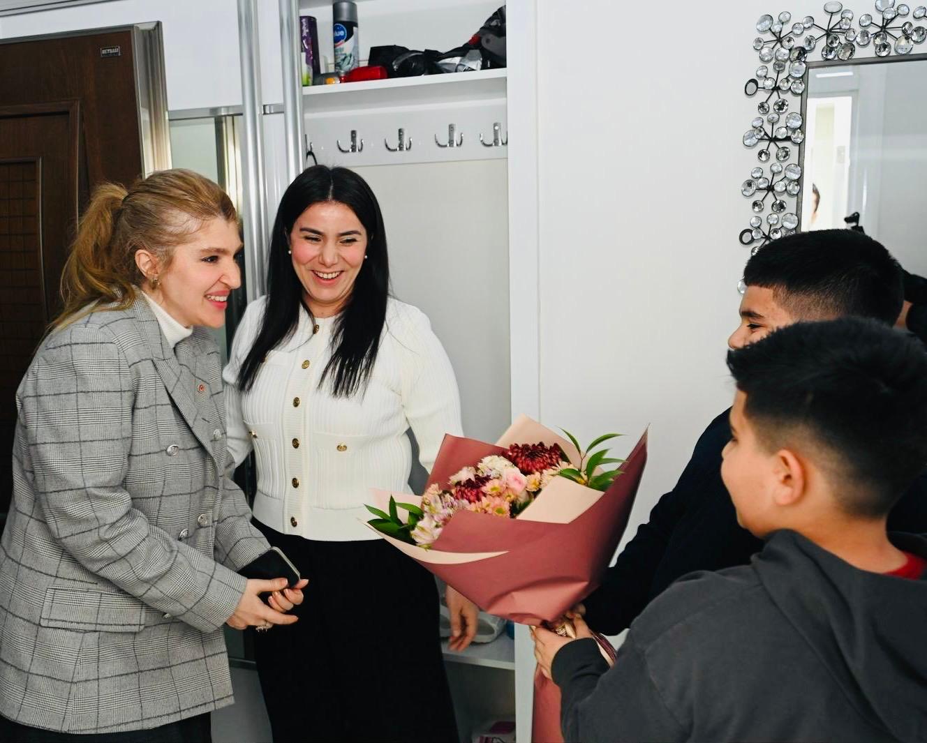 Halkla İç İçe, Gönülden Gönüle Bir Vekil