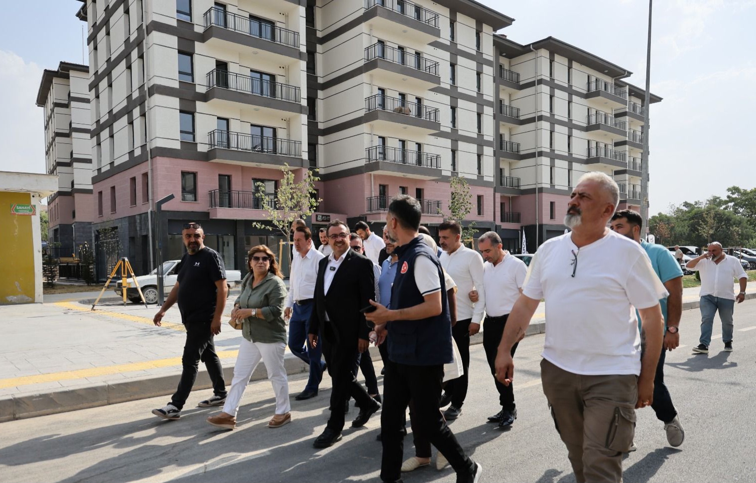 İl Başkanı Bakan, TOKİ Konutlarını Yerinde İnceledi