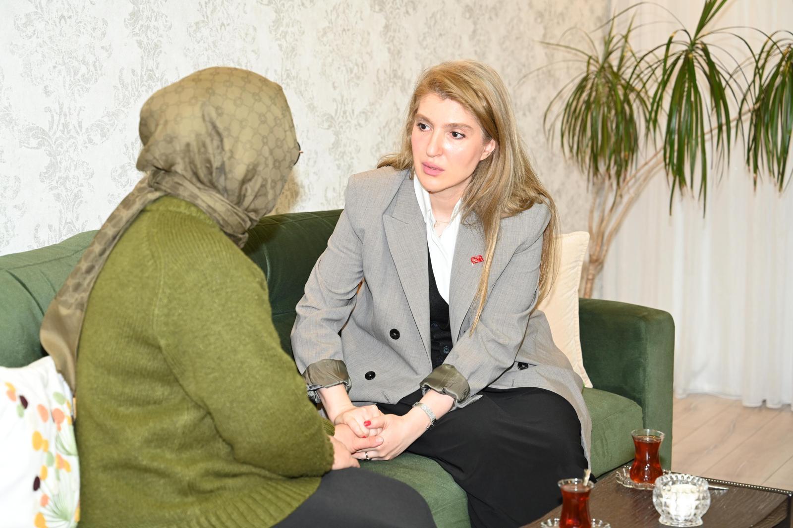 Milletvekili Ölmeztoprak’tan Nur Öğretmene Geçmiş Olsun Ziyareti