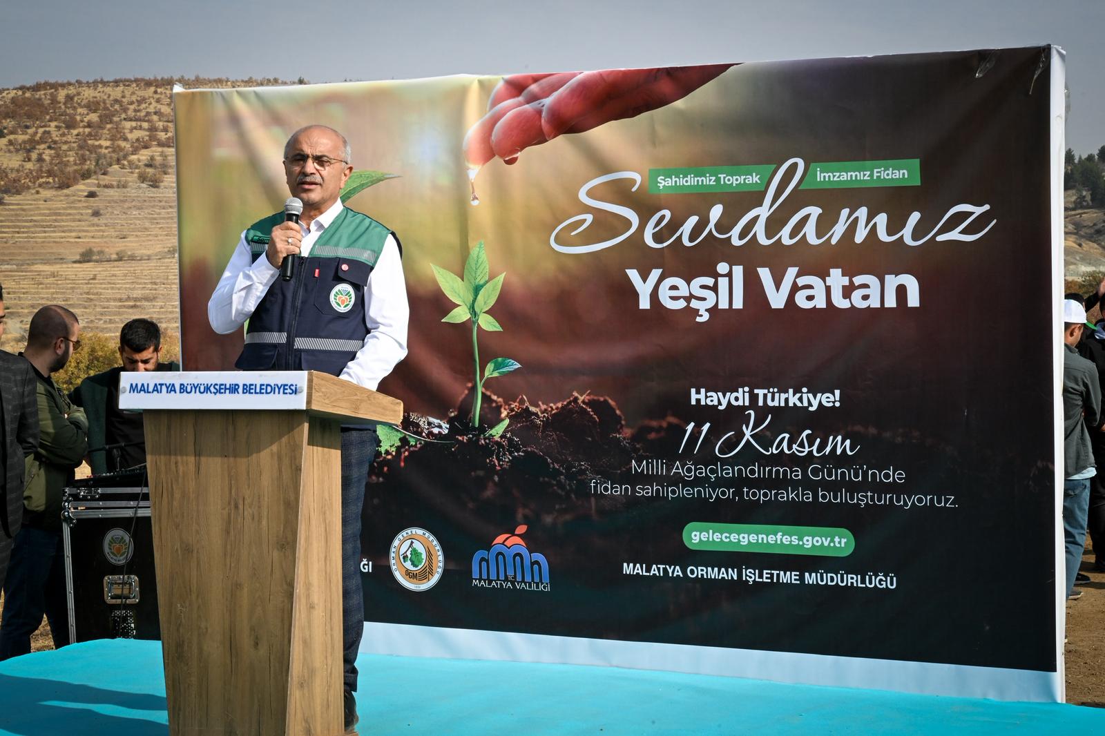 MİLLİ AĞAÇLANDIRMA GÜNÜNDE 2200 FİDAN TOPRAKLA BULUŞTU