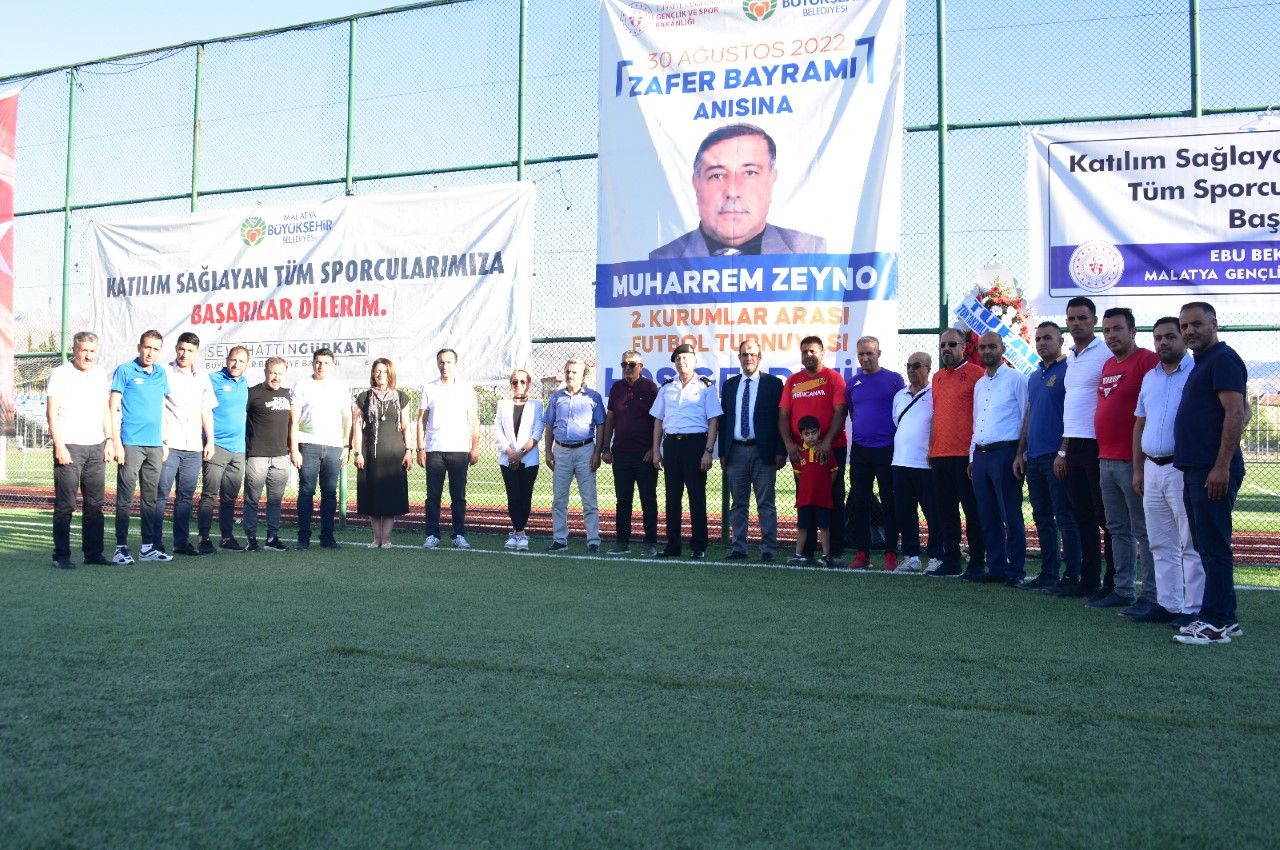 Muharrem Zeyno Adına Düzenlenen Kurumlar Arası Futbol Turnuvası Başladı