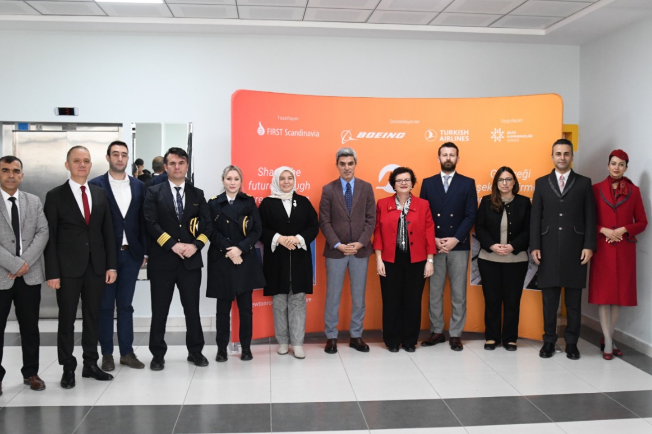 NEWTON Gezici Bilim Atölyesi İlimizde Öğrencilerle Buluştu