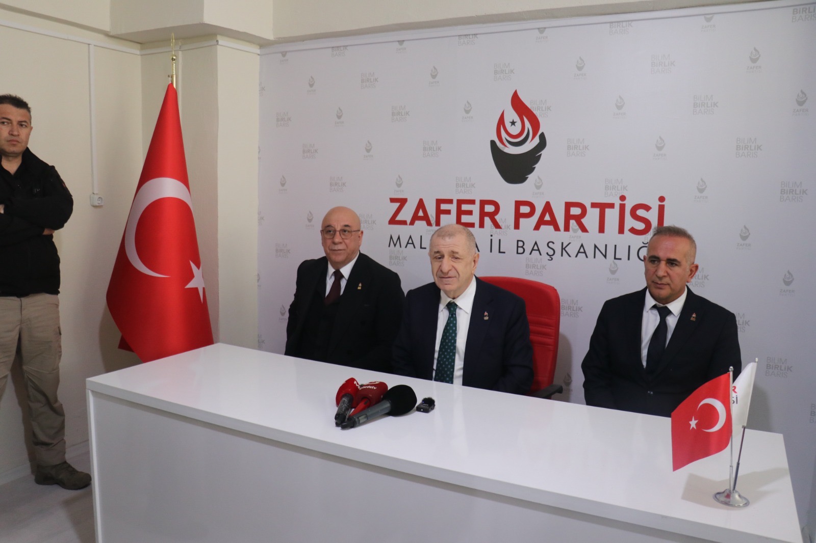 Özdağ Malatya’da Konuştu: “Terörle Mücadele Kararlılıkla Sürdürülmeli”