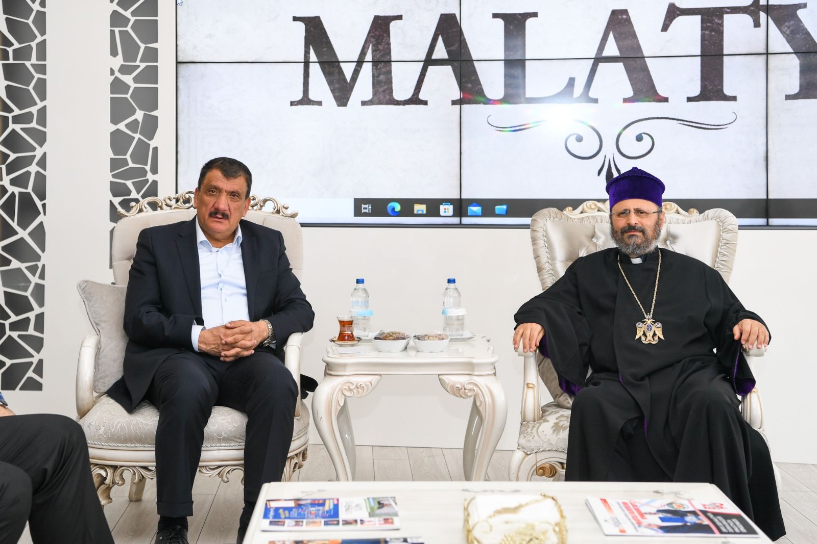 Patrik Sahak Maşalyan, Başkanı Selahattin Gürkan’ı ziyaret etti