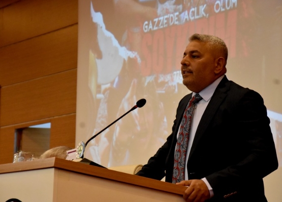 Sadıkoğlu: “İsrail insanlık düşmanı yüzünü bir kez daha göstermiştir”