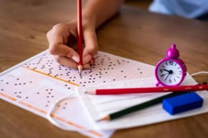Sınav Stresi Artıyor: Veliler İçin 5 Kritik Öneri
